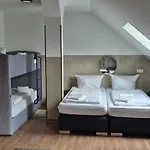Pidlyy Shared-apartments Wlan Und Kueche Free Parking Privat bolig Bielefeld