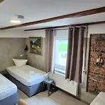 Pidlyy Shared-apartments Wlan Und Kueche Free Parking Privat bolig