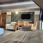 Séjour chez l'habitant Pidlyy Shared-apartments Wlan Und Kueche Free Parking