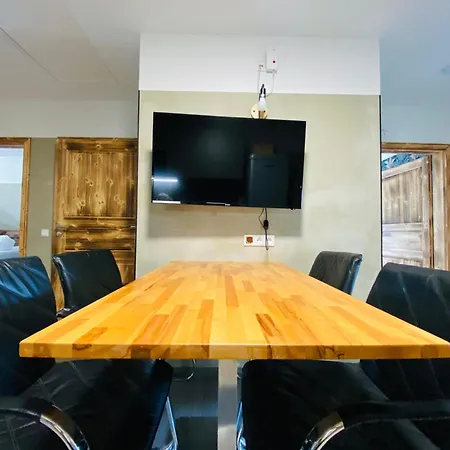 Pidlyy Shared-apartments Wlan Und Kueche Free Parking *