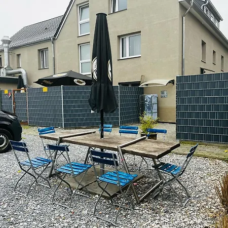 Pidlyy Shared-apartments Wlan Und Kueche Free Parking *