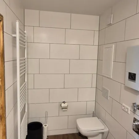 Δωμάτια σε οικογενειακή κατοικία Pidlyy Shared-apartments Wlan Und Kueche Free Parking *