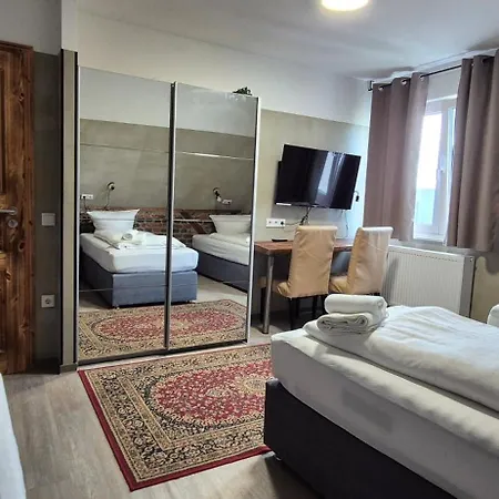 Δωμάτια σε οικογενειακή κατοικία Pidlyy Shared-apartments Wlan Und Kueche Free Parking Μπίλεφελντ
