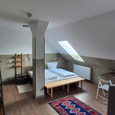 Pidlyy Shared-apartments Wlan Und Kueche Free Parking Билефельд