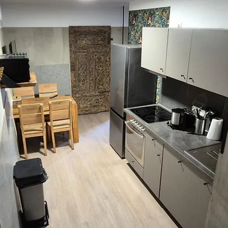 Pidlyy Shared-apartments Wlan Und Kueche Free Parking Билефельд