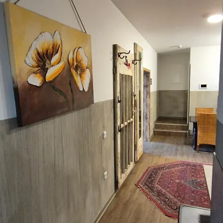 Pidlyy Shared-apartments Wlan Und Kueche Free Parking Δωμάτια σε οικογενειακή κατοικία