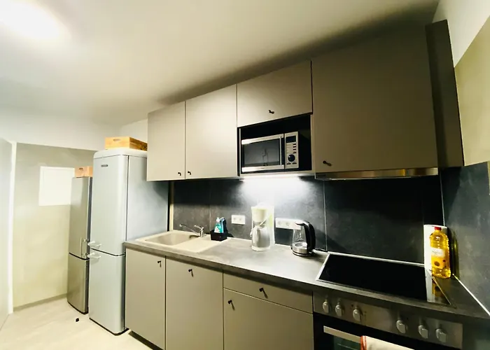 Pidlyy Shared-apartments Wlan Und Kueche Free Parking Билефельд