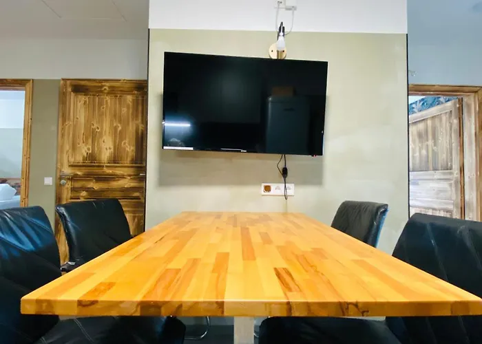 Pidlyy Shared-apartments Wlan Und Kueche Free Parking *